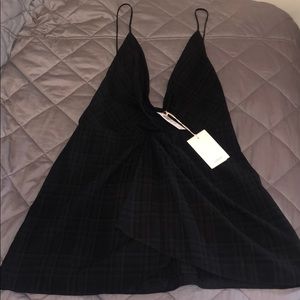 Aritzia Top Size Large